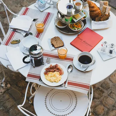 Отель Le Champ Des Oiseaux &