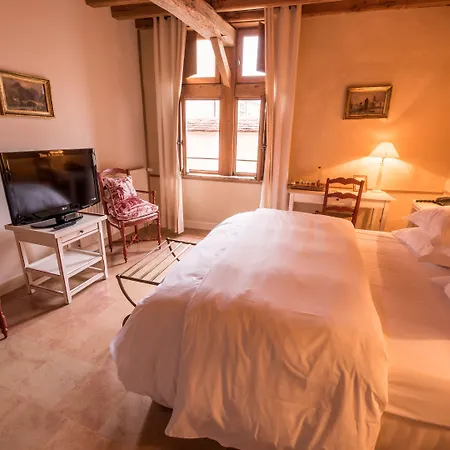 Le Champ Des Oiseaux & Hotel Troyes