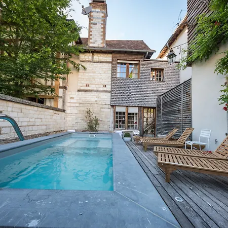 Le Champ Des Oiseaux & Troyes