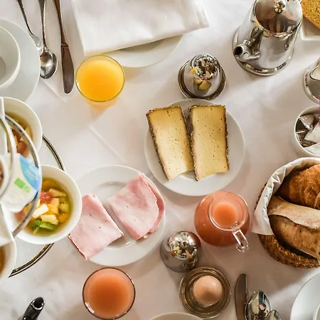 Le Champ Des Oiseaux & Отель 4*