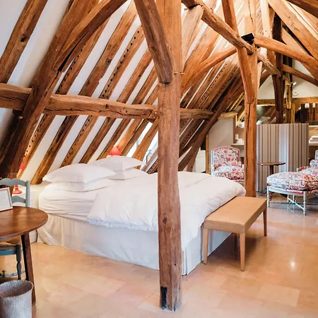 Отель Le Champ Des Oiseaux & 4*
