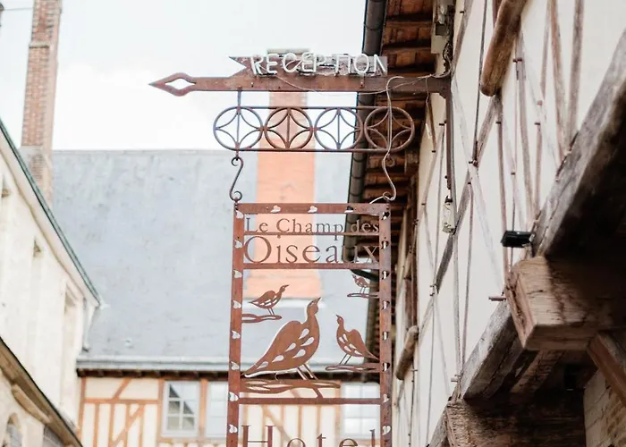 Le Champ Des Oiseaux & 4* Troyes