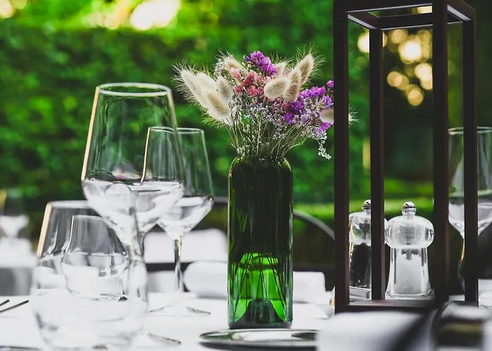 Hotel Le Champ Des Oiseaux & Troyes