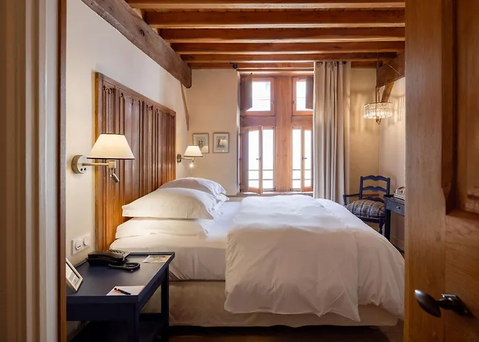 Le Champ Des Oiseaux & 4* Troyes