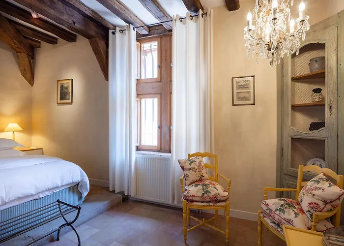 Szálloda Le Champ Des Oiseaux & 4*