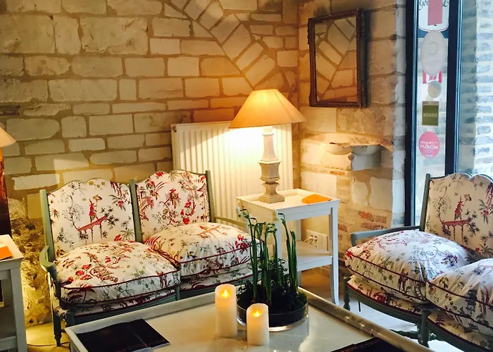 Le Champ Des Oiseaux & Szálloda 4*