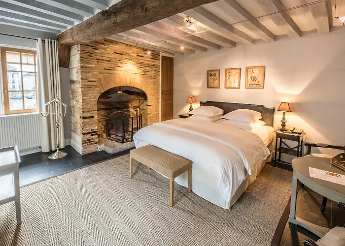 Le Champ Des Oiseaux & Troyes