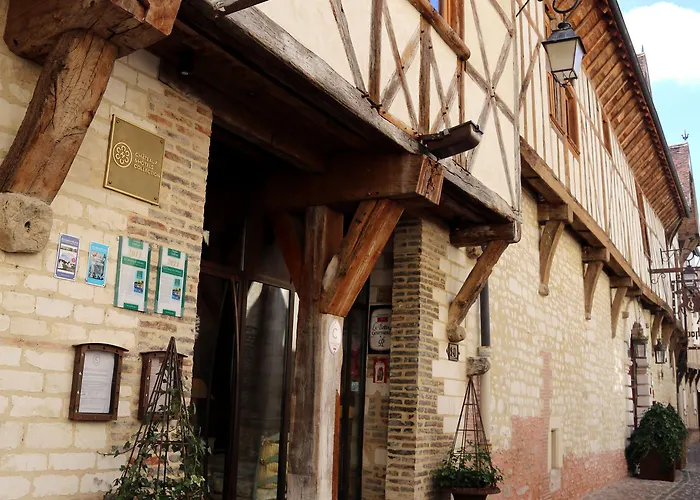 Le Champ Des Oiseaux & 4* Troyes