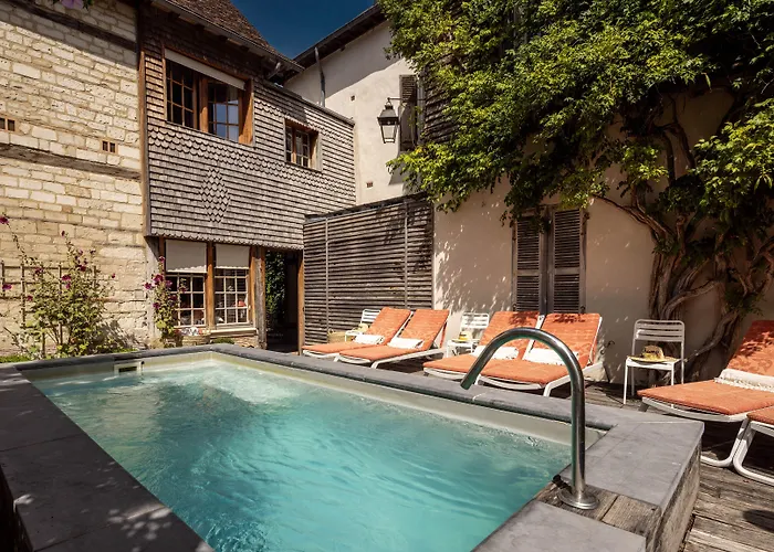 Le Champ Des Oiseaux & Hotel Troyes