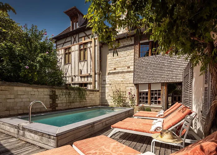 Hotel Le Champ Des Oiseaux & Troyes