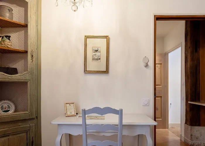 Le Champ Des Oiseaux &